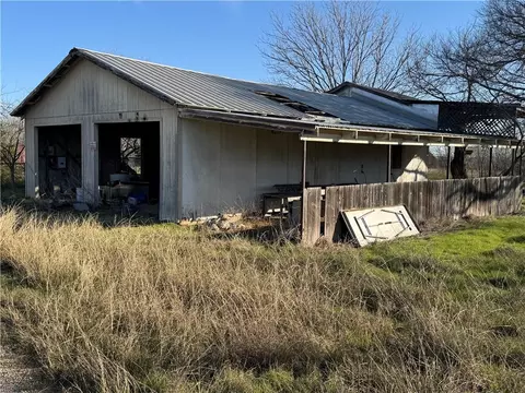266 Scott Ln, Waco, TX 76708 photo 6