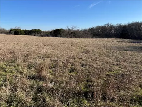 266 Scott Ln, Waco, TX 76708 photo 2