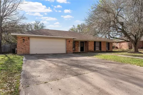 7012 Dublin Dr, Waco, TX 76712