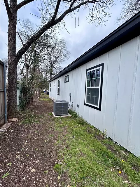 Exterior - 2416 Mcferrin Ave, Waco, TX 76708 photo 5 of 6