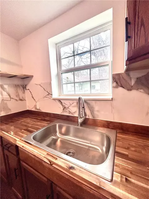Kitchen - 2416 Mcferrin Ave, Waco, TX 76708 photo 2 of 2