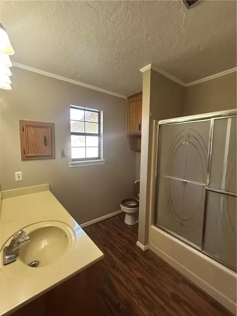 252 Locklar Loop, Waco, TX 76705 photo 11