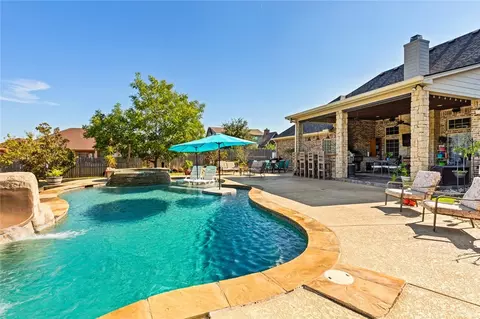 10 Independence Trl, Waco, TX 76708