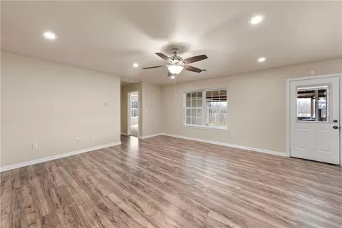 Living - 618 Powers St, Waco, TX 76705 photo 2 of 2