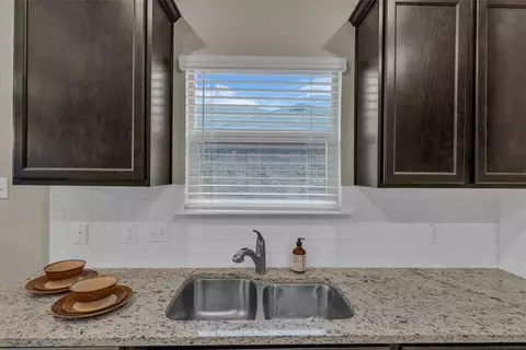 2809 Brosnan Rd, Lorena, TX 76655 photo 10