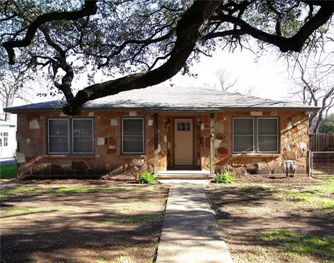 108 E 13th Ave, Belton, TX 76513