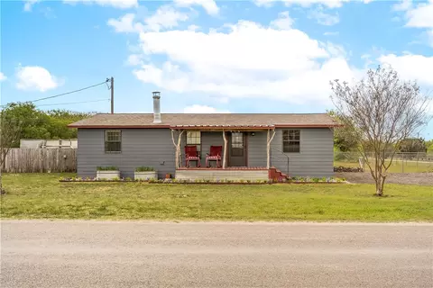658 Peabody Rd, Bruceville, TX 76630