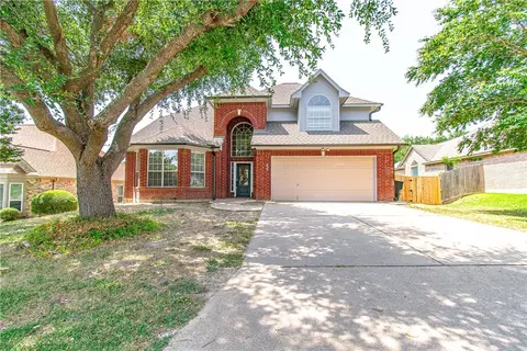 2421 Pin Oak Dr, Temple, TX 76502