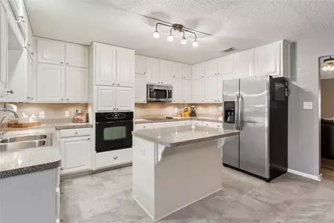 Kitchen - 202 Thompson Cir, Lorena, TX 76655 photo 1 of 2