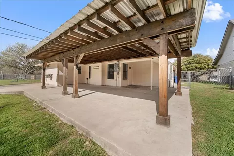 2005 Ramada Dr, Waco, TX 76712 photo 17