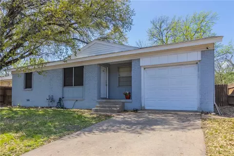 1924 La Porte Dr, Waco, TX 76710