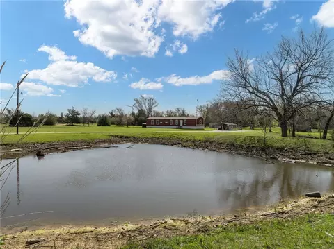 489 Cr 110 Rd, Mount Calm, TX 76673