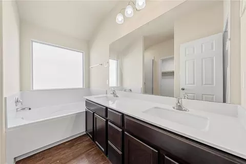 Bath - 3205 Beutel Rd, Lorena, TX 76655 photo 1 of 1