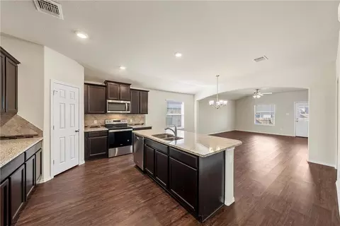 Entry Way - 3205 Beutel Rd, Lorena, TX 76655 photo 1 of 2