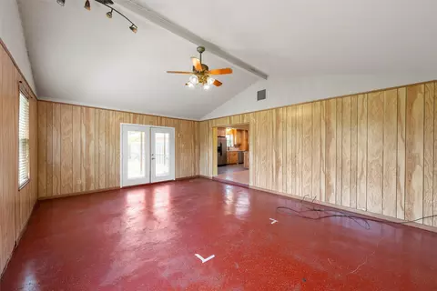 111 Thompson Cir, Lorena, TX 76655 photo 16