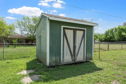 111 Thompson Cir, Lorena, TX 76655 photo 32