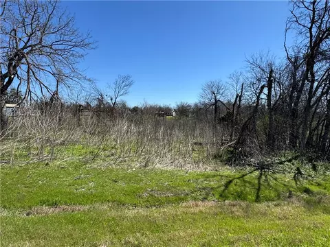 lot6 Hwy 77, Lott, TX 76656