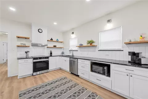 Kitchen - 2728 Pine Ave, Waco, TX 76708 photo 2 of 3
