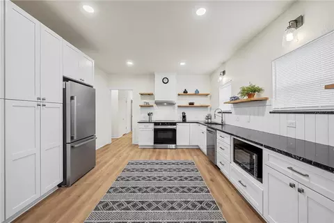 Kitchen - 2728 Pine Ave, Waco, TX 76708 photo 1 of 3