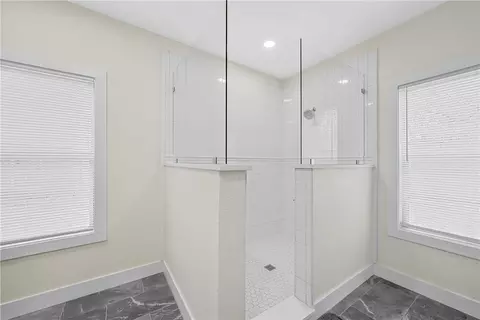 Bath - 2728 Pine Ave, Waco, TX 76708 photo 3 of 6