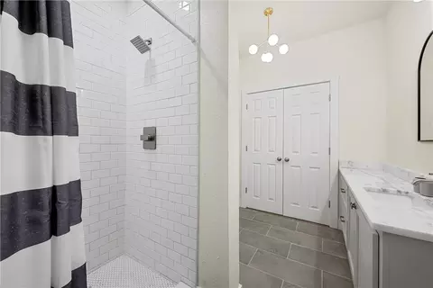 Bath - 2728 Pine Ave, Waco, TX 76708 photo 1 of 6