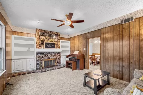 Living - 1301 E Texas Ave, Mart, TX 76664 photo 1 of 4