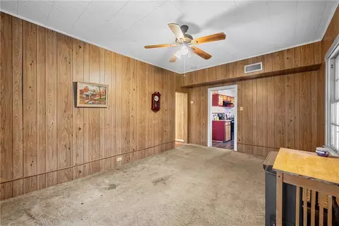 Living - 1301 E Texas Ave, Mart, TX 76664 photo 3 of 4