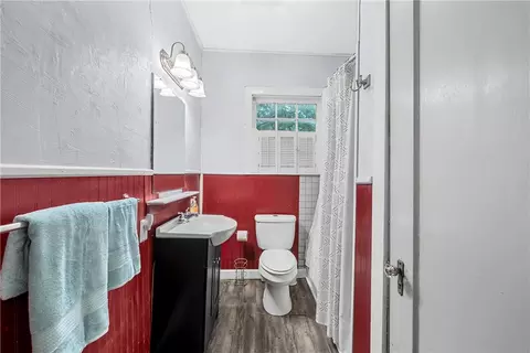 Bath - 1301 E Texas Ave, Mart, TX 76664 photo 1 of 5