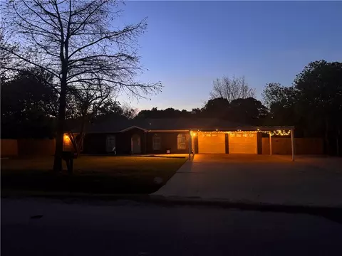 Exterior - 500 Ward Ave E, Robinson, TX 76706 photo 8 of 8