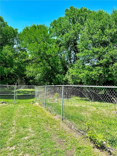 Other - 500 Ward Ave E, Robinson, TX 76706 photo 6 of 7