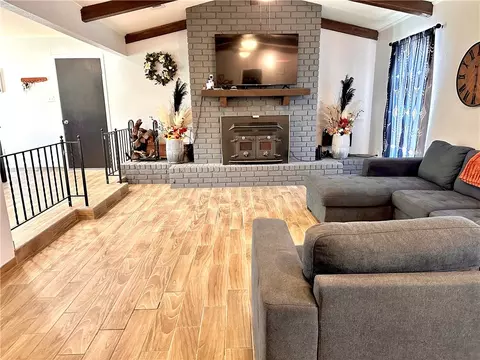 Living - 500 Ward Ave E, Robinson, TX 76706 photo 2 of 2