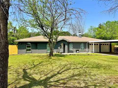 500 Ward Ave E, Robinson, TX 76706