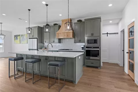 Kitchen - 174 Evening Star, Mcgregor, TX 76657 photo 1 of 4
