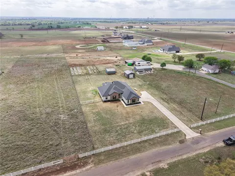 View/Area - 174 Evening Star, Mcgregor, TX 76657 photo 3 of 7