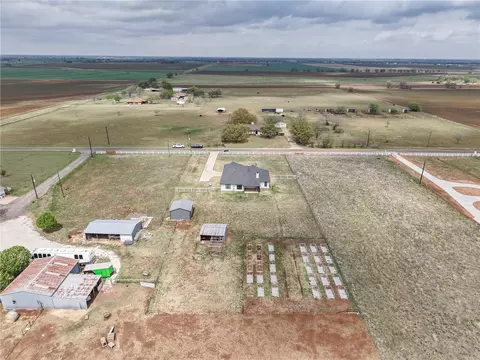 View/Area - 174 Evening Star, Mcgregor, TX 76657 photo 5 of 7