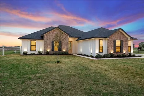 174 Evening Star, Mcgregor, TX 76657