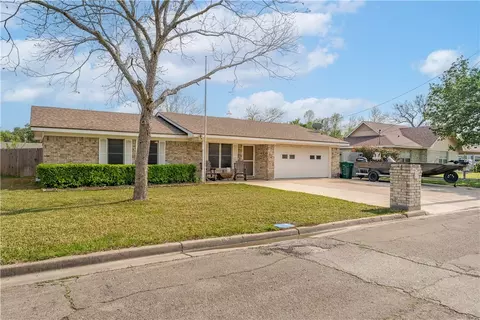 217 Ave E, Waco, TX 76705 photo 3