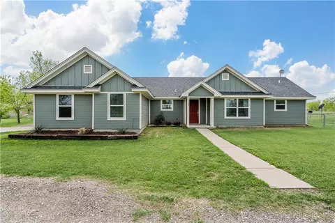 113 Airport Rd, Gatesville, TX 76528