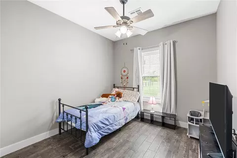 Bedroom - 917 Farney Rd, Lorena, TX 76655 photo 2 of 6