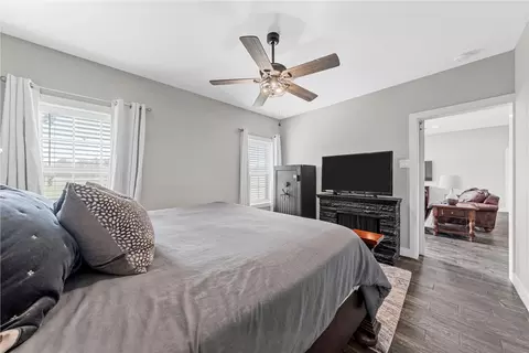 Bedroom - 917 Farney Rd, Lorena, TX 76655 photo 1 of 6