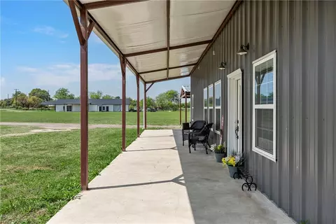 Exterior - 917 Farney Rd, Lorena, TX 76655 photo 8 of 9