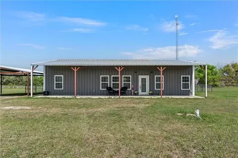 Exterior - 917 Farney Rd, Lorena, TX 76655 photo 7 of 9