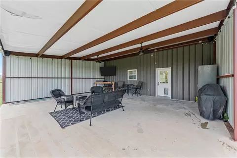 Exterior - 917 Farney Rd, Lorena, TX 76655 photo 3 of 9