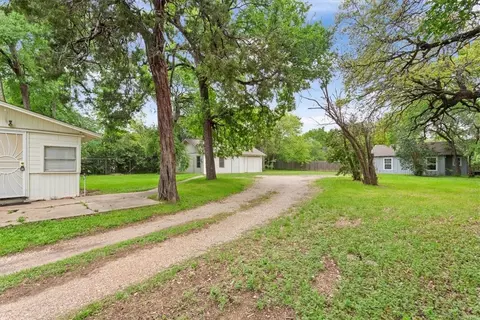 Exterior - 4101 N 19th St, Waco, TX 76708 photo 9 of 12