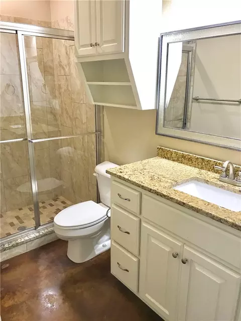 697 Park St, Mcgregor, TX 76657 photo 4