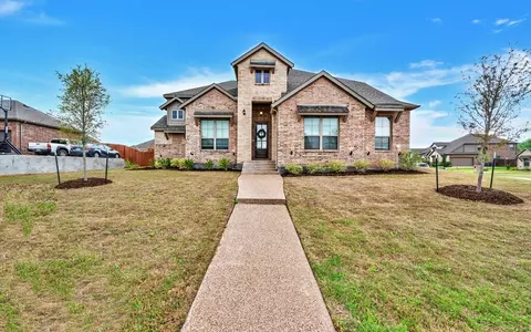 1045 Kreece Dr, Hewitt, TX 76643