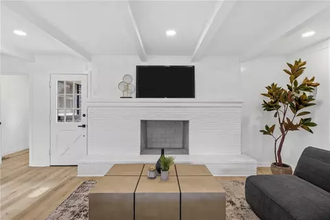 Living - 3201 Pine Ave, Waco, TX 76708 photo 7 of 9