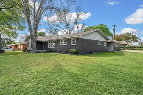 Exterior - 3201 Pine Ave, Waco, TX 76708 photo 2 of 9
