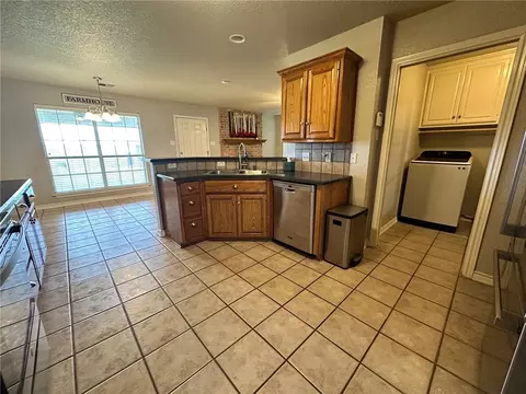 103 Cr 5001, Lorena, TX 76655 photo 13