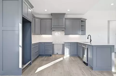 Kitchen - 412 E Hunt St, Bremond, TX 76629 photo 2 of 3